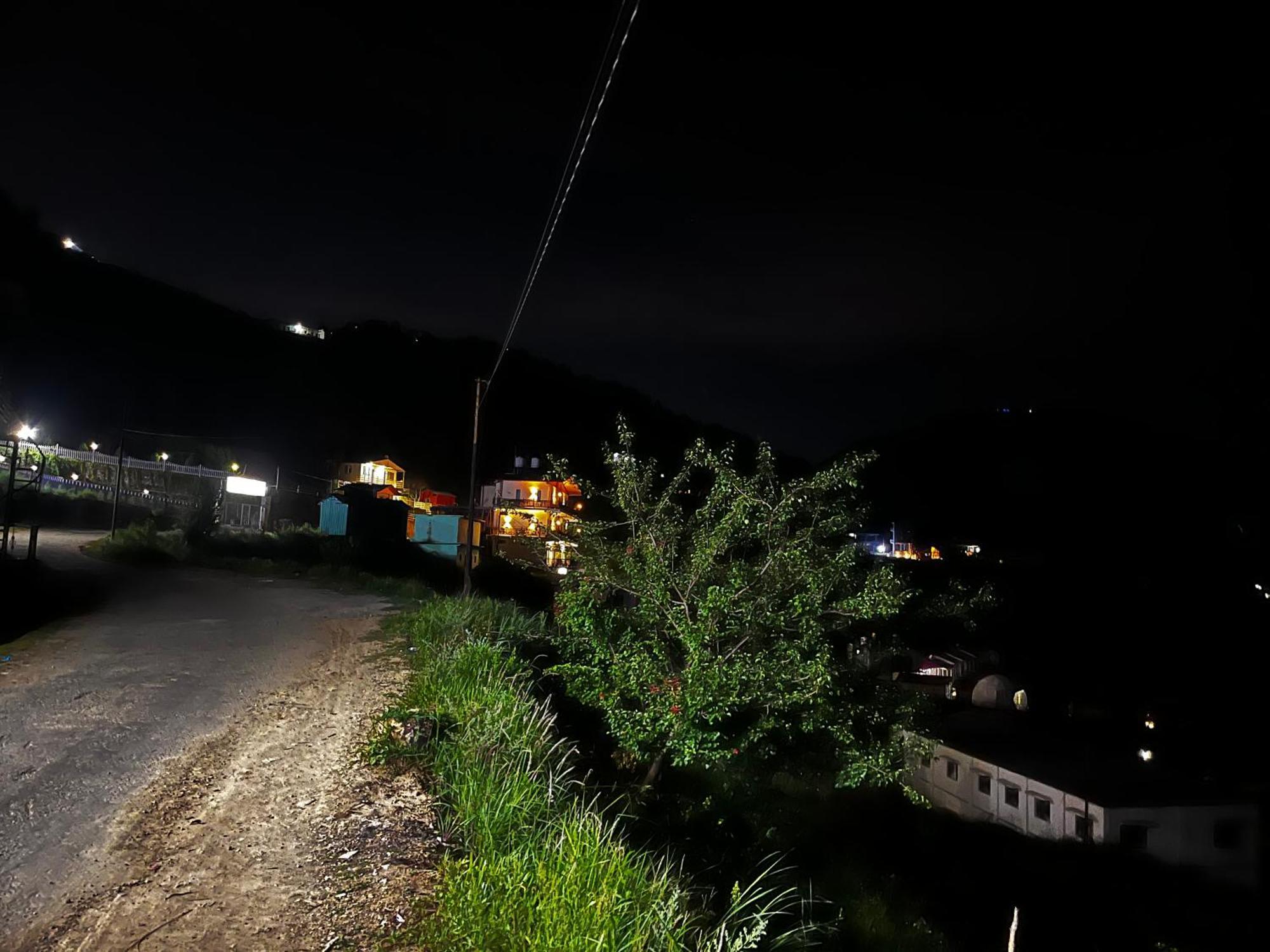 Himalayan Hill Top Resort Kanatal Luaran gambar