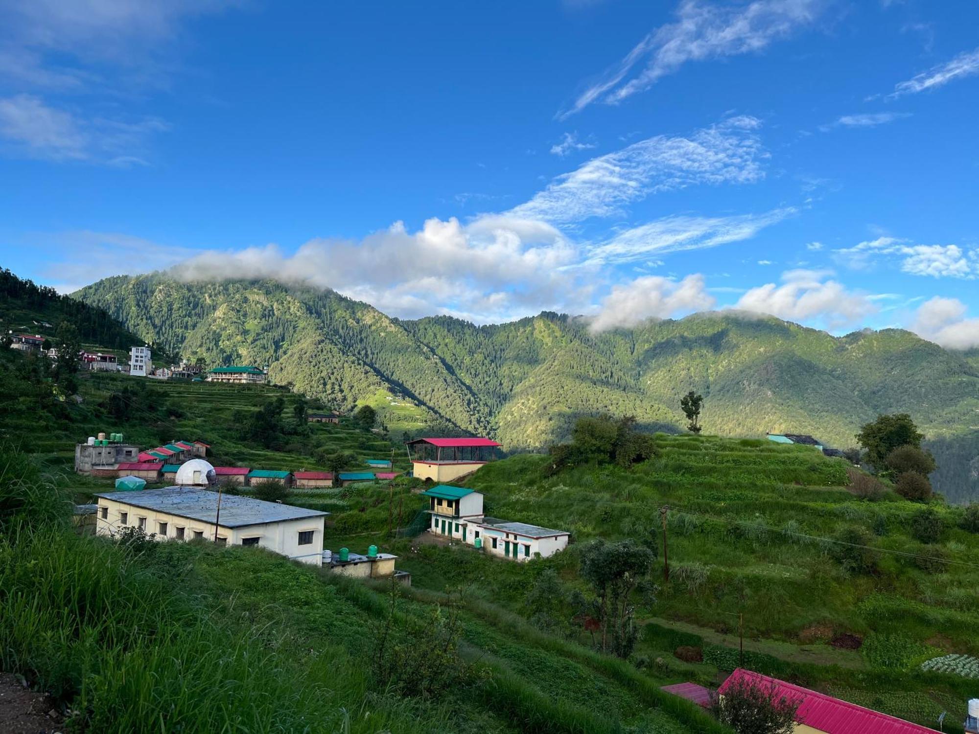 Himalayan Hill Top Resort Kanatal Luaran gambar